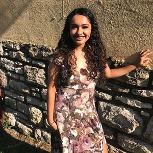 Meet your Posher, Marisa